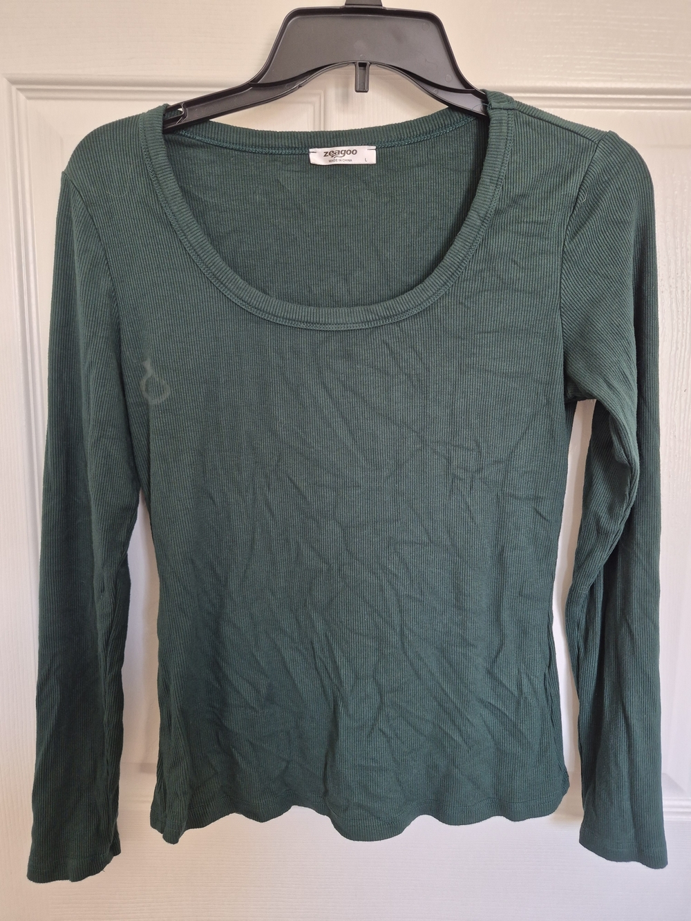 zeagoo Women's Ribbed Long Sleeve Scoop Neck Top in Teal